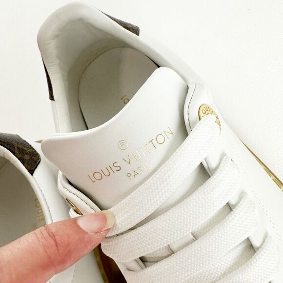 LOUIS VUITTON White Pink Time Out Sneakers Size 39 Lace Up LV Logo Low Top - Picture 5 of 16